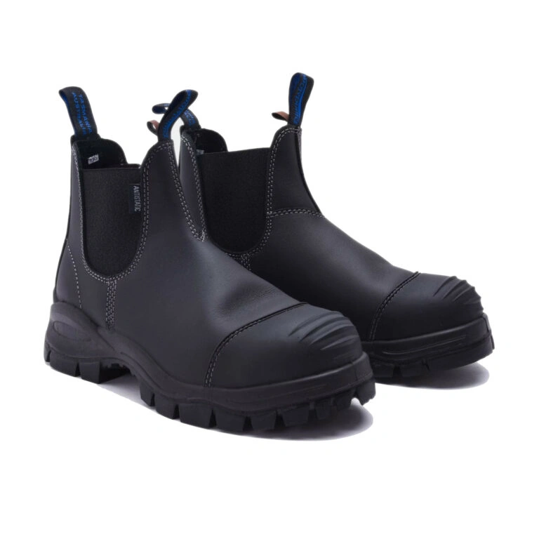 נעלי בטיחות Blundstone 910 – זוג נעליים שחורות לעובדים מקצועיים
